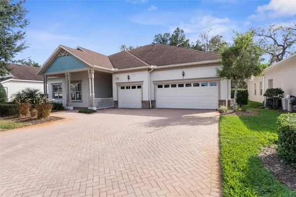 Property Slideshow image 3 of 58 | 19906 tattnall way, Brooksville, FL, 34601