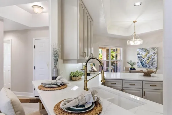 Property Slideshow image 2 of 52 | 1703 starling dr 1703, Sarasota, FL, 34231