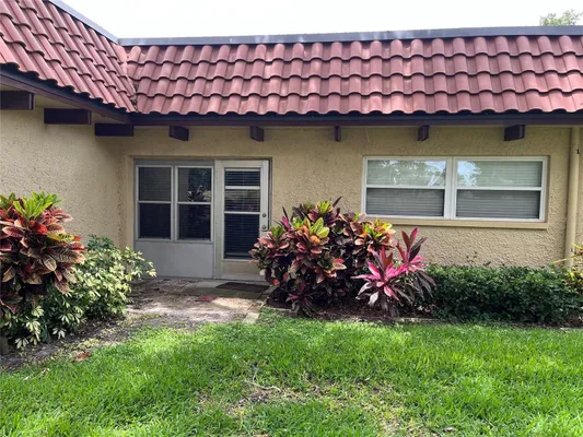 Property Slideshow image 2 of 6 | 1701 pinehurst rd 34d, Dunedin, FL, 34698