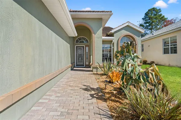 Property Slideshow image 3 of 46 | 9474 mississippi run, Weeki Wachee, FL, 34613