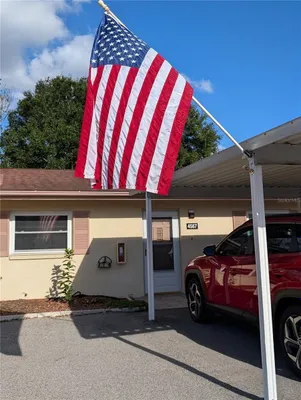 Property Slideshow image 2 of 16 | 4567 shoshone trl # 167, Sarasota, FL, 34233