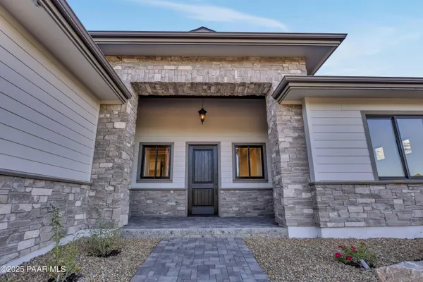 Property Slideshow image 2 of 60 | 4701 sharp shooter way, Prescott, AZ, 86301