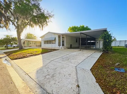 Property Slideshow image 2 of 28 | 514 s timber trl, Wildwood, FL, 34785