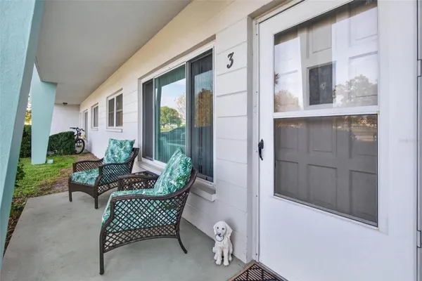 Property Slideshow image 3 of 48 | 2455 finlandia ln 3, Clearwater, FL, 33763