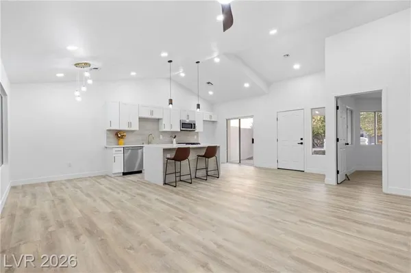 Property Slideshow image 3 of 46 | 9512 eagle valley dr, Las Vegas, NV, 89134