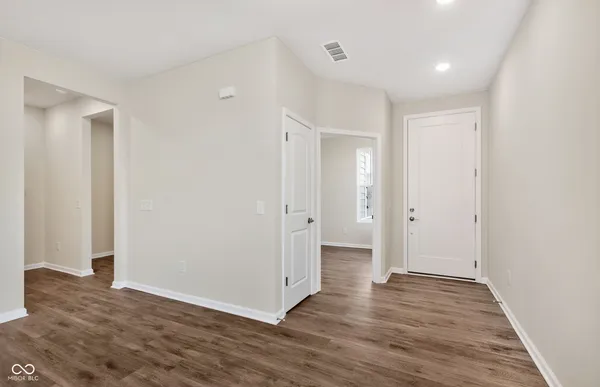 Property Slideshow image 2 of 36 | 757 daisy st, Greenwood, IN, 46143