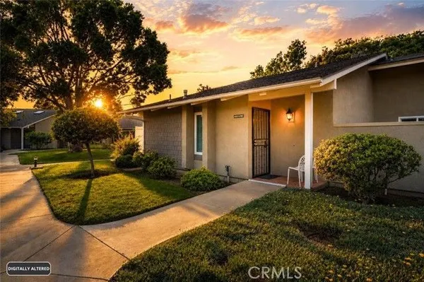 Property Slideshow image 2 of 38 | 8932 amador 1312a, Huntington Beach, CA, 92646