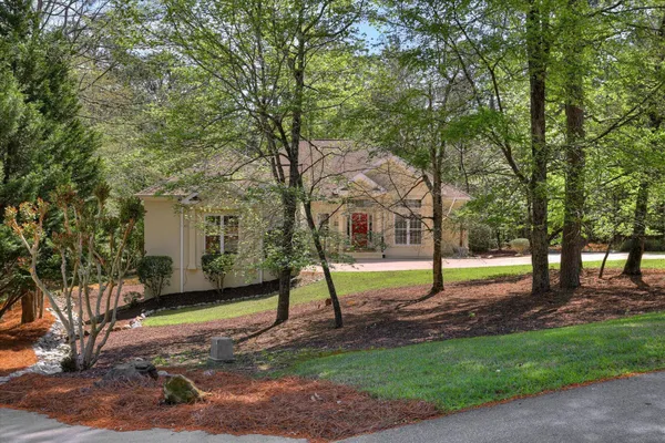 Property Slideshow image 3 of 48 | 129 antioch dr, Mccormick, SC, 29835