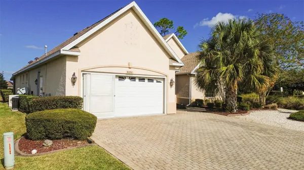 Property Slideshow image 3 of 39 | 8251 sw 84th place rd, Ocala, FL, 34481