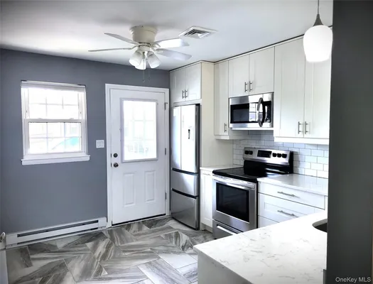 Property Slideshow image 2 of 20 | 375 woodbridge dr c, Brookhaven, NY, 11961