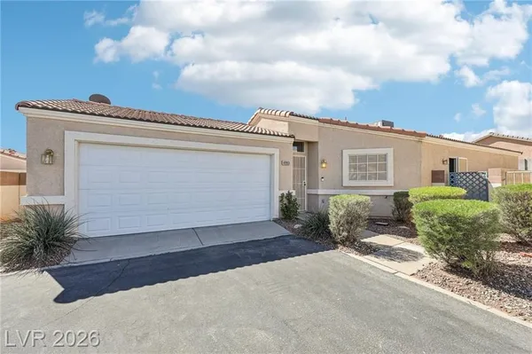 Property Slideshow image 2 of 32 | 4993 mascaro dr, Las Vegas, NV, 89122