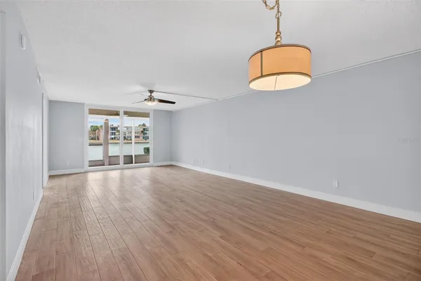 Property Slideshow image 3 of 62 | 7645 sun island dr 103, South Pasadena, FL, 33707