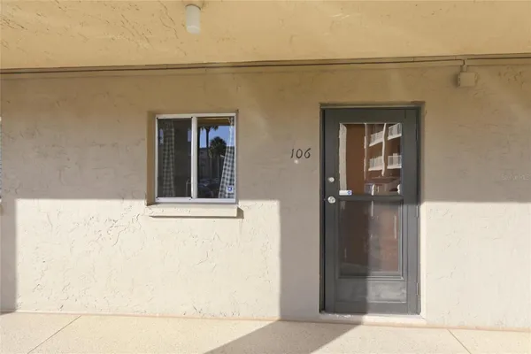 Property Slideshow image 2 of 53 | 3531 lake bayshore dr j106, Bradenton, FL, 34205