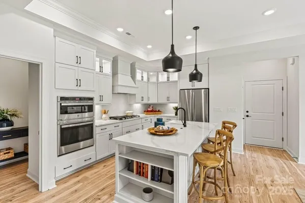 Property Slideshow image 2 of 8 | 4180 creek bridge cir, Charlotte, NC, 28213