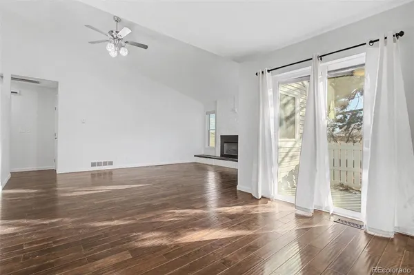 Property Slideshow image 3 of 50 | 13743 e marina dr a, Aurora, CO, 80014