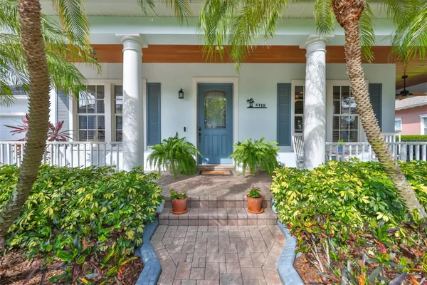 Property Slideshow image 3 of 79 | 5318 loon nest ct, Apollo Beach, FL, 33572