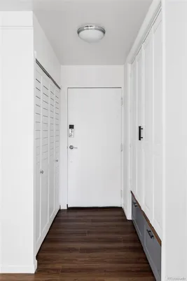 Property Slideshow image 3 of 26 | 705 s alton way 4d, Denver, CO, 80247