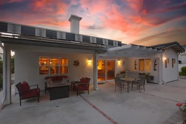 Property Slideshow image 2 of 33 | 1911 la subida way, San Marcos, CA, 92078