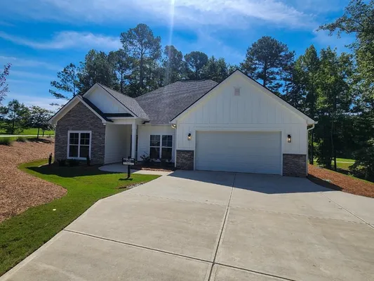 Property Slideshow image 2 of 42 | 222 louisa ln, Mccormick, SC, 29835