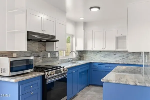 Property Slideshow image 2 of 41 | 161 w channel islands blvd, Port Hueneme, CA, 93041