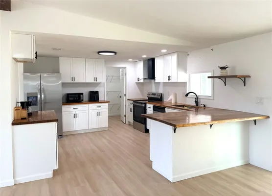 Property Slideshow image 2 of 21 | 6623 sw 84th st, Ocala, FL, 34476