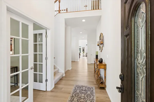 Property Slideshow image 3 of 30 | 1732 briarheath dr, Aurora, IL, 60505