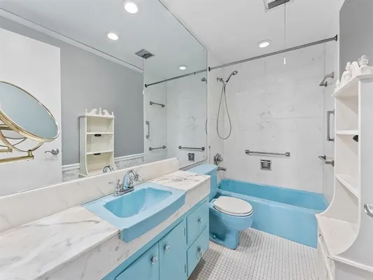 Property Slideshow image 2 of 20 | 3333 ne 34th st 504, Fort Lauderdale, FL, 33308