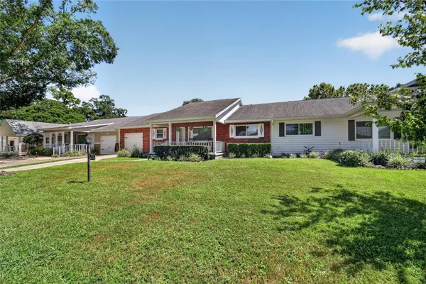 Property Slideshow image 3 of 48 | 8674 sw 96th st d, Ocala, FL, 34481