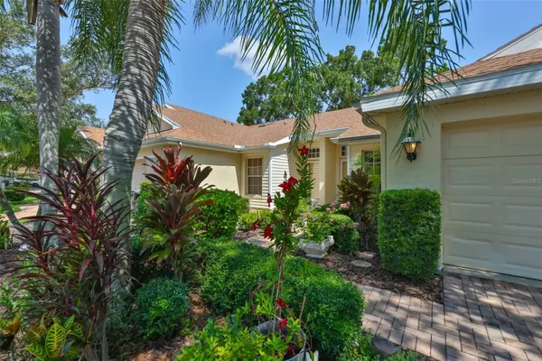 Property Slideshow image 2 of 64 | 2411 new haven cir 70, Sun City Center, FL, 33573