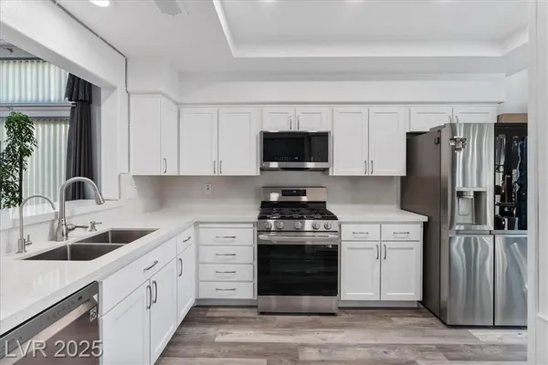 Property Slideshow image 3 of 22 | 7962 kinsella way, Las Vegas, NV, 89147