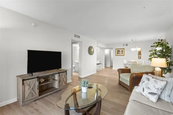 Property Slideshow image 3 of 39 | 7193 w country club dr 140, Sarasota, FL, 34243