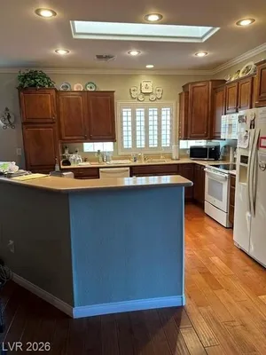 Property Slideshow image 2 of 29 | 1513 bonner springs dr, Henderson, NV, 89052