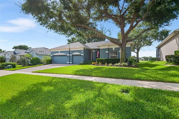 Property Slideshow image 2 of 41 | 2817 falcon rdg, Clermont, FL, 34711