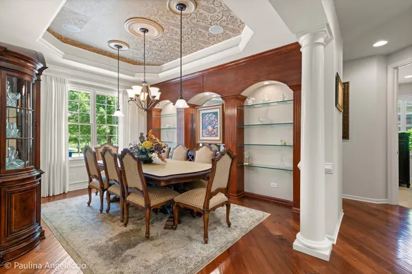 Property Slideshow image 3 of 32 | 25 aztec ct, South Barrington, IL, 60010