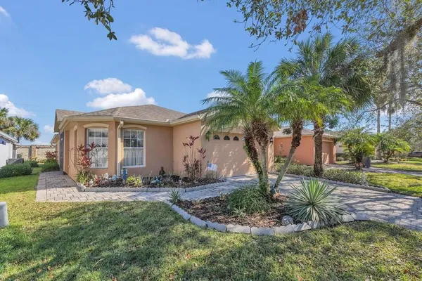 Property Slideshow image 2 of 46 | 340 grand canal dr, Poinciana, FL, 34759