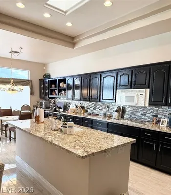 Property Slideshow image 2 of 32 | 10021 villa ridge dr, Las Vegas, NV, 89134