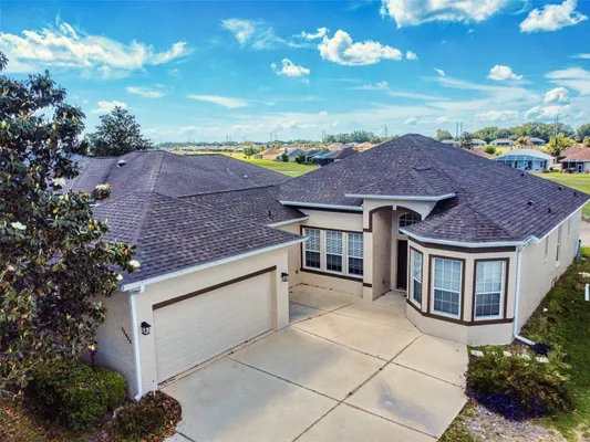 Property Slideshow image 2 of 30 | 12066 se 176 loop, Summerfield, FL, 34491