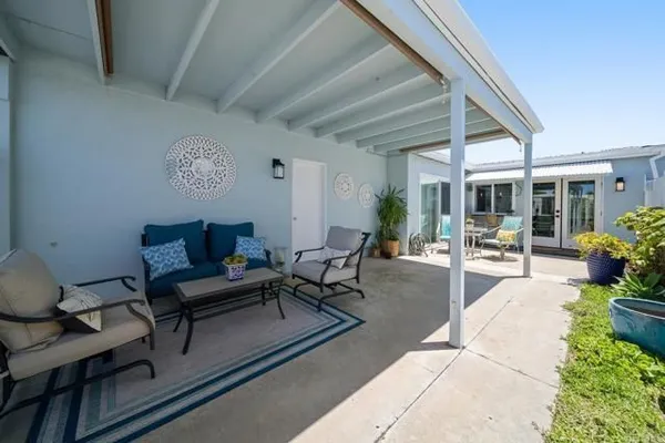 Property Slideshow image 3 of 42 | 3839 vista campana 28, Oceanside, CA, 92057