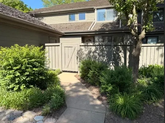 Property Slideshow image 2 of 22 | 199 timber ridge rd -, Barrington, IL, 60010