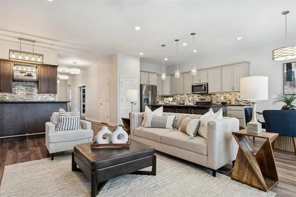 Property Slideshow image 2 of 38 | 532 woodroot cir, Castle Rock, CO, 80104