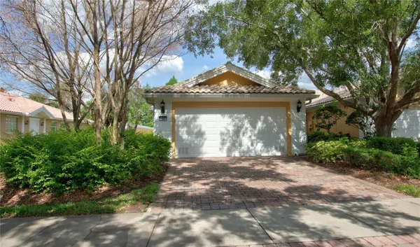 Property Slideshow image 2 of 36 | 11801 fan tail ln, Orlando, FL, 32827