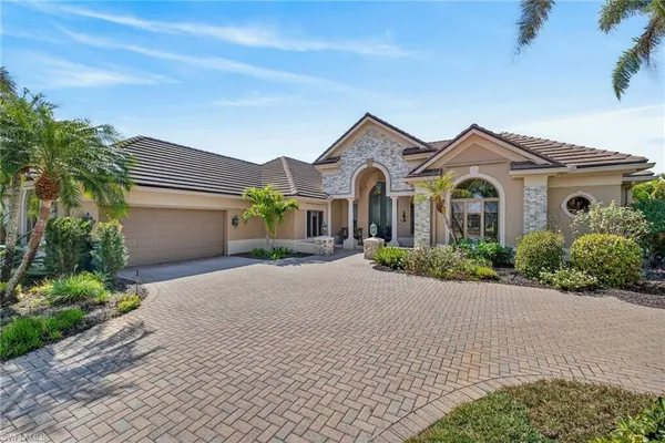 Property Slideshow image 3 of 43 | 24340 woodsage dr, Bonita Springs, FL, 34134