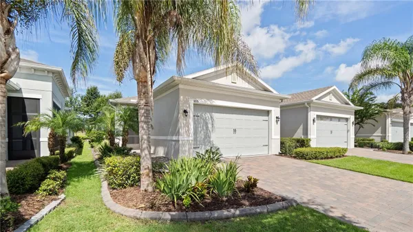 Property Slideshow image 2 of 95 | 1896 flora pass pl, Kissimmee, FL, 34747