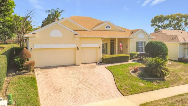 Property Slideshow image 2 of 31 | 2833 falcon rdg, Clermont, FL, 34711