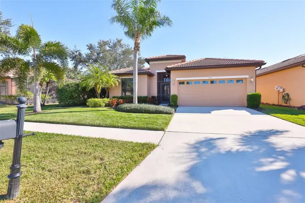 Property Slideshow image 2 of 66 | 250 silver falls dr, Apollo Beach, FL, 33572