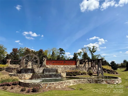 Property Slideshow image 2 of 48 | 353 harvest valley ln, Fort Mill, SC, 29715