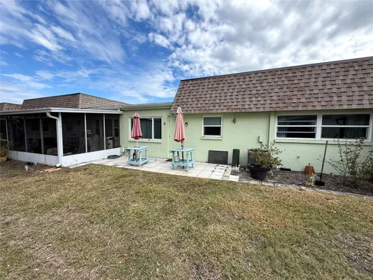 Property Slideshow image 3 of 13 | 8472 deauville n # 8472, Pinellas Park, FL, 33781