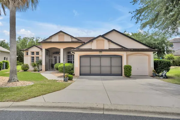 Property Slideshow image 3 of 66 | 5204 scotland ct, Leesburg, FL, 34748