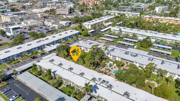 Property Slideshow image 3 of 54 | 2437 harbor blvd 114, Port Charlotte, FL, 33952