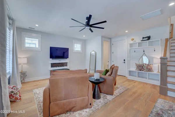 Property Slideshow image 3 of 43 | 148 dugger ln, Wilmington, NC, 28412
